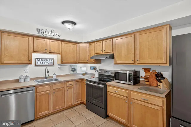 $269,900 | 2969 Aronimink Place, Macungie, PA 18062