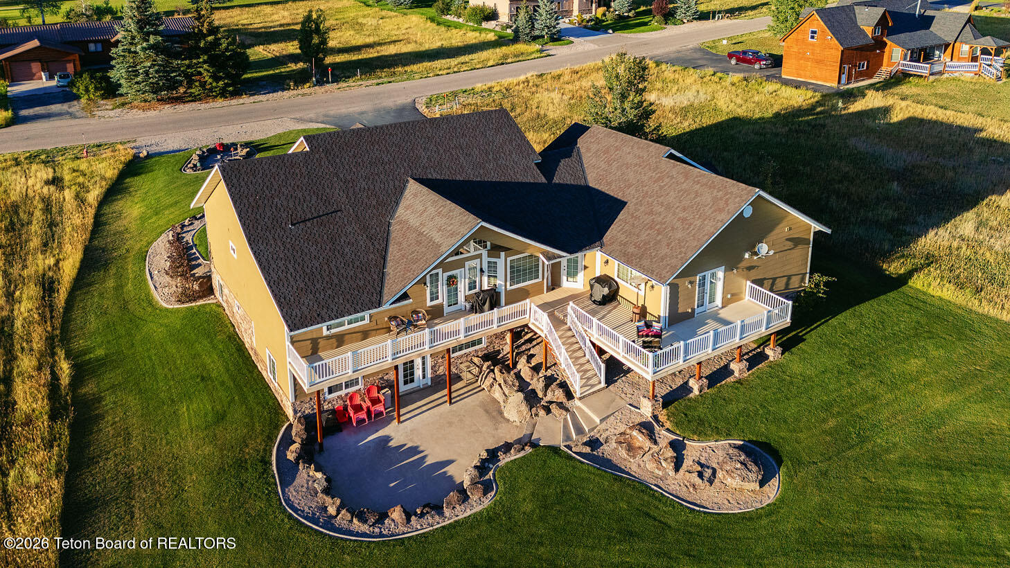 332 Alpine Way Star Valley Ranch, WY 83127 - Photo 2 of 47 Izatt home a1016