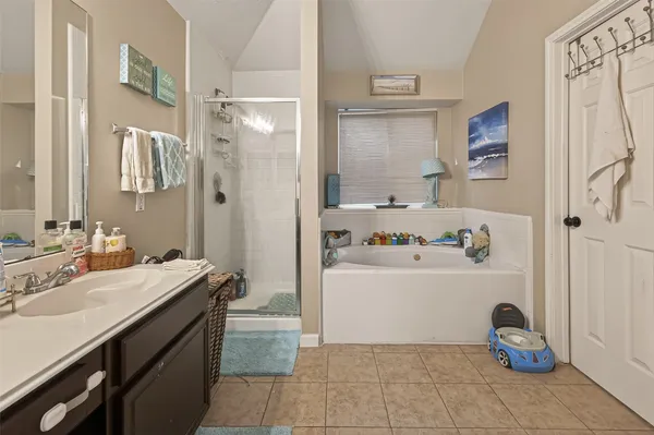 $2,300 | 3611 Stacy Park Circle, Katy, TX 77449