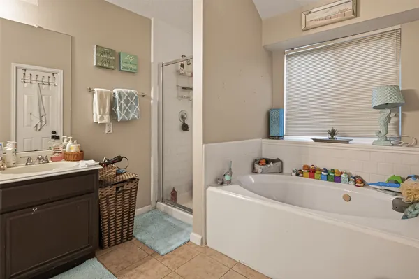 $2,300 | 3611 Stacy Park Circle, Katy, TX 77449