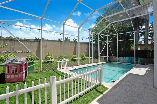 $4,600 | 14591 Vista Verdi Road, Davie, FL 33325