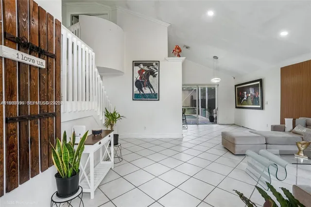 $4,600 | 14591 Vista Verdi Road, Davie, FL 33325