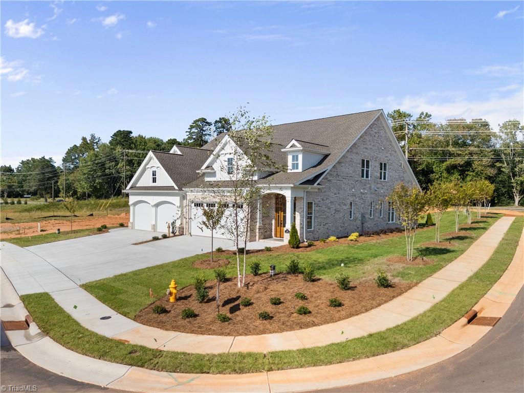 1410 Longwood Vlg Dr  