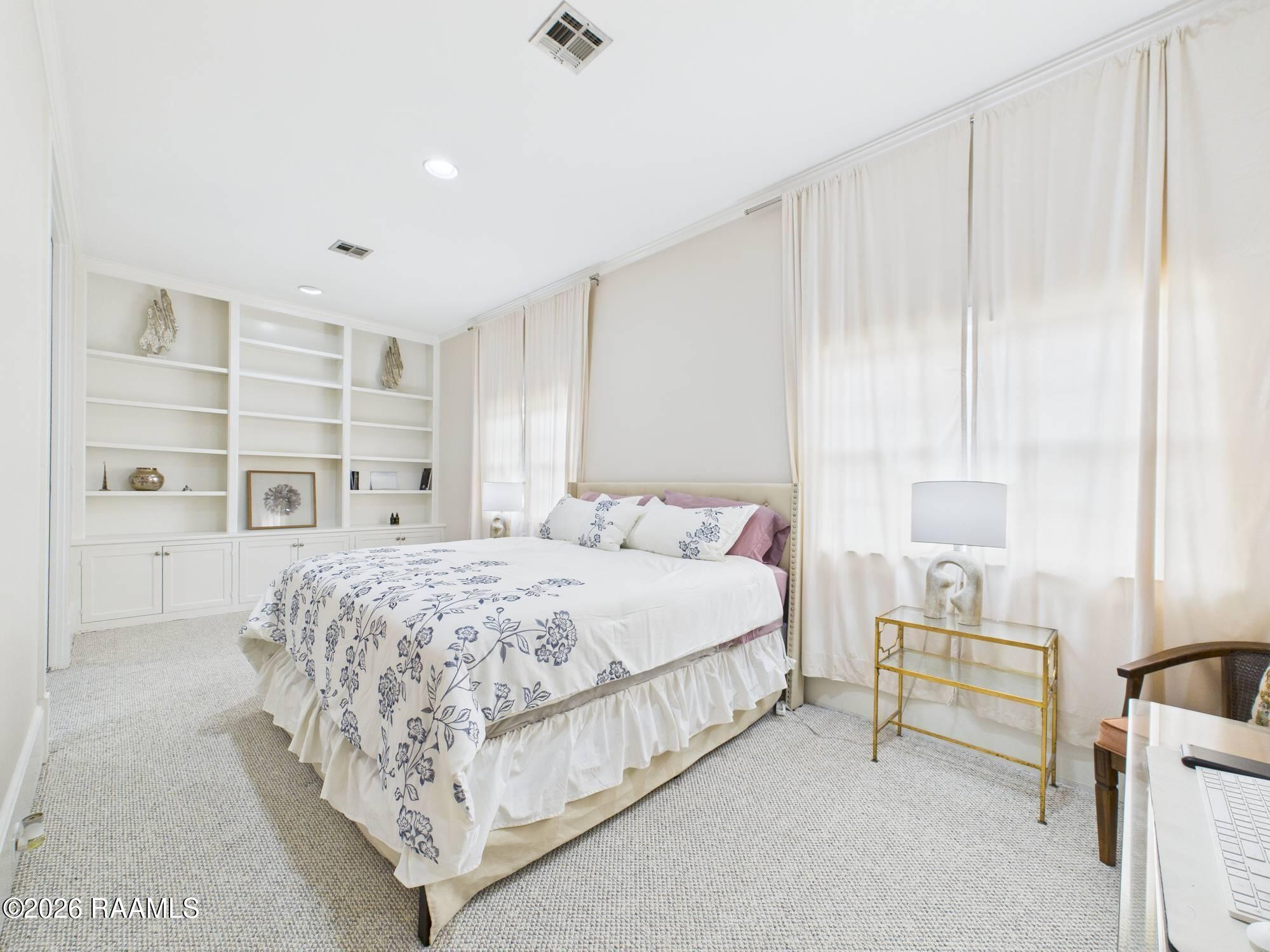 103 Riviera Court Broussard, LA 70518 - Photo 20 of 46 Primary Suite