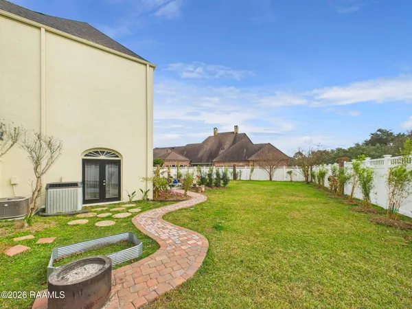 $800,000 | 103 Riviera Court, Broussard, LA 70518