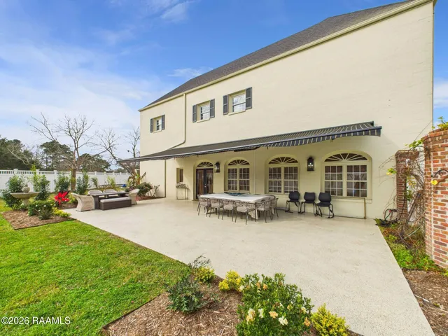 $825,000 | 103 Riviera Court, Broussard, LA 70518