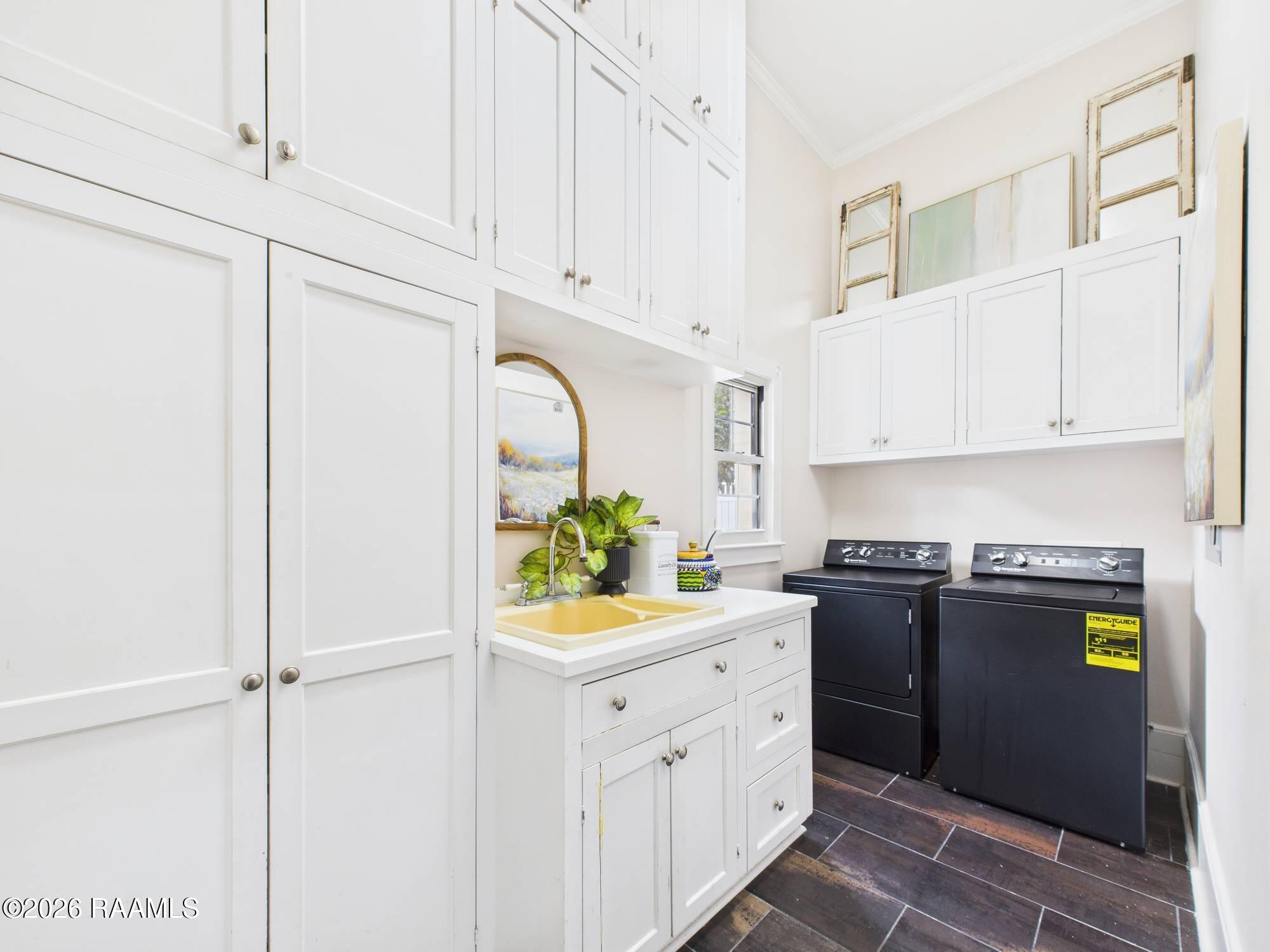 103 Riviera Court Broussard, LA 70518 - Photo 9 of 46 Utility Room