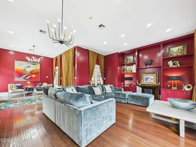 $825,000 | 103 Riviera Court, Broussard, LA 70518