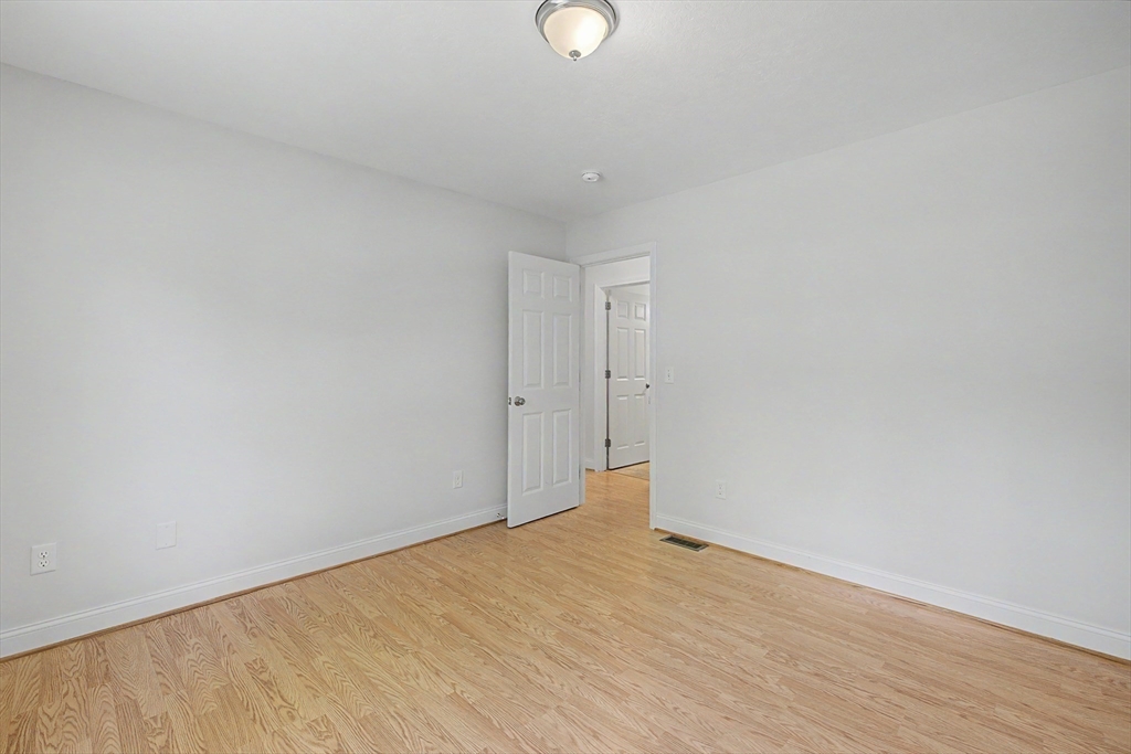 792 Ryan Road Northampton, MA 01062 - Photo 17 of 29 a view of an empty room