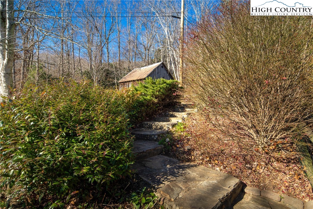 144 Grandfather Farms Road Banner Elk, NC 28604 - Photo 9 of 41 a view of outside area