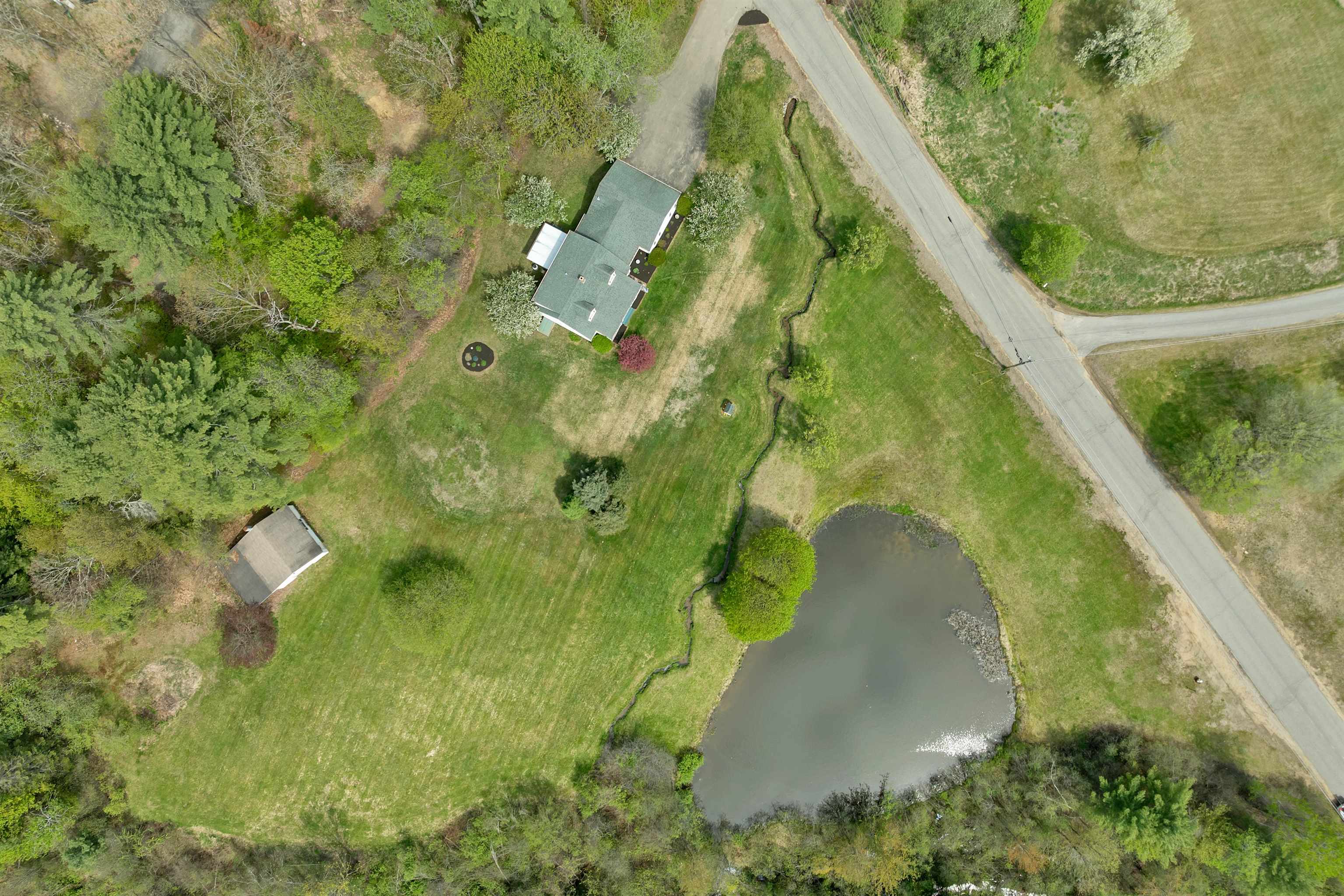 145 Turnpike Road Northfield, NH 03276 - Photo 11 of 58