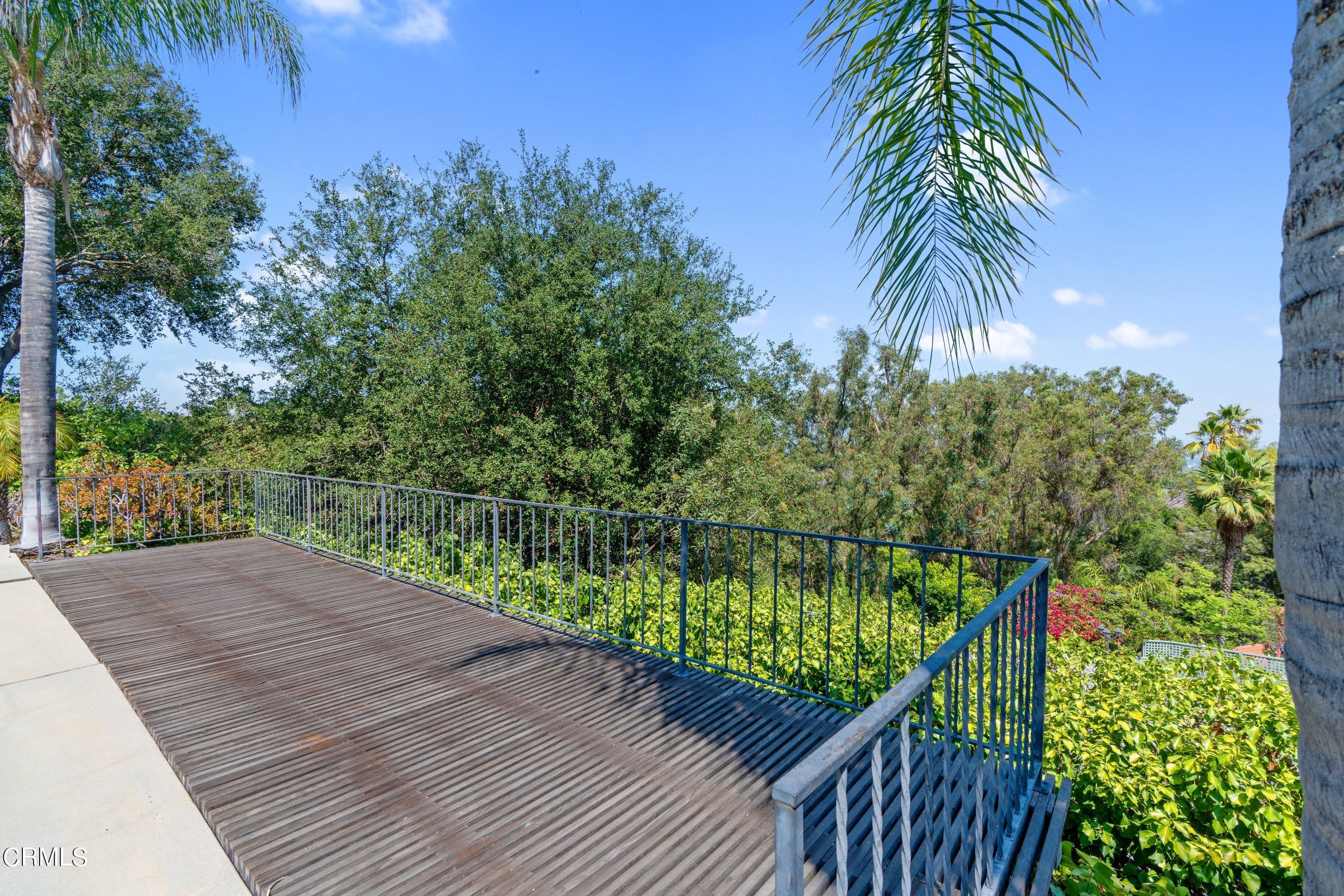 3347 Wrightwood Drive Studio City, CA 91604 - Photo 20 of 44 a balcony with an outdoor space