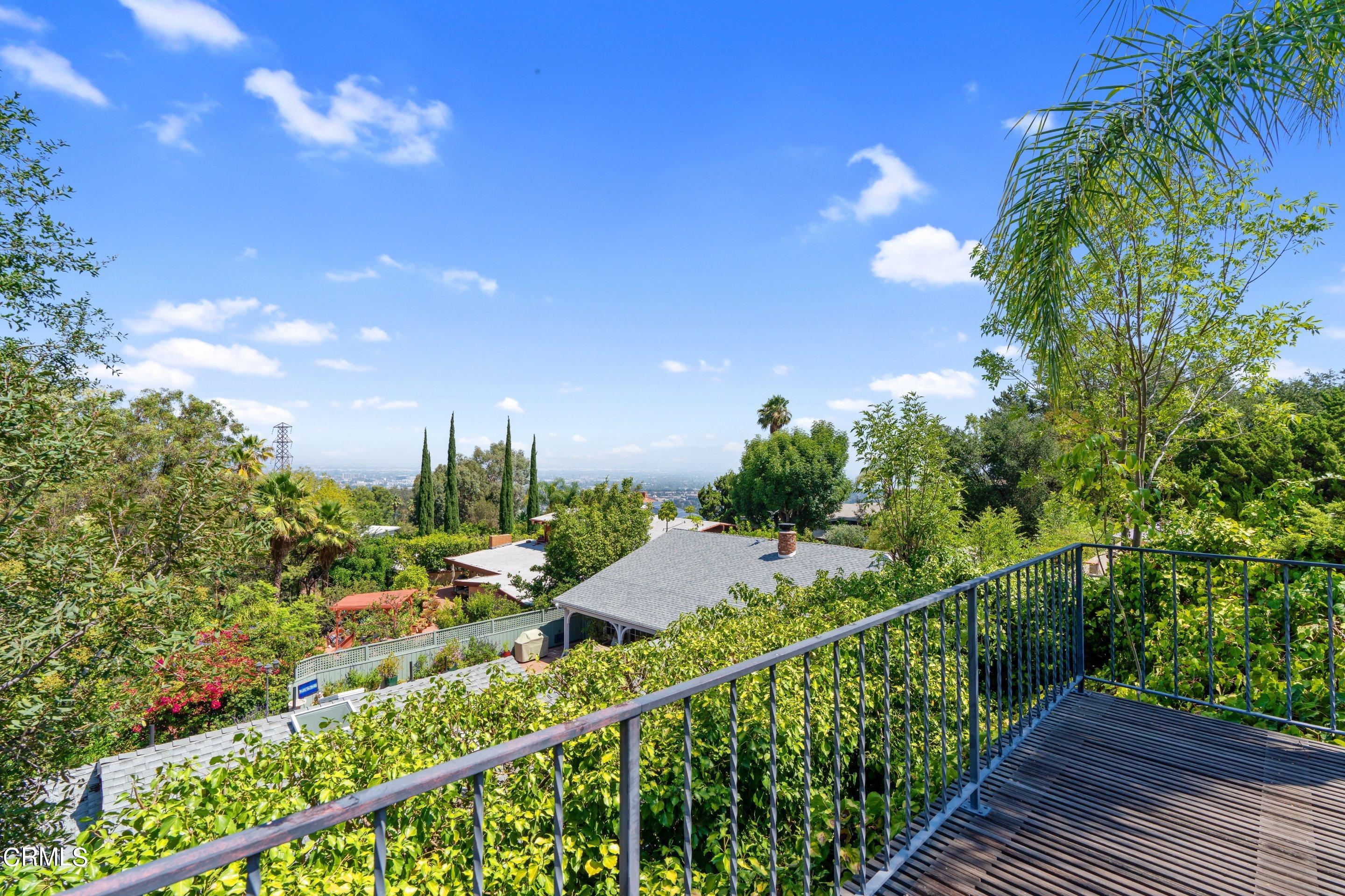 3347 Wrightwood Drive Studio City, CA 91604 - Photo 21 of 44 a view of a garden