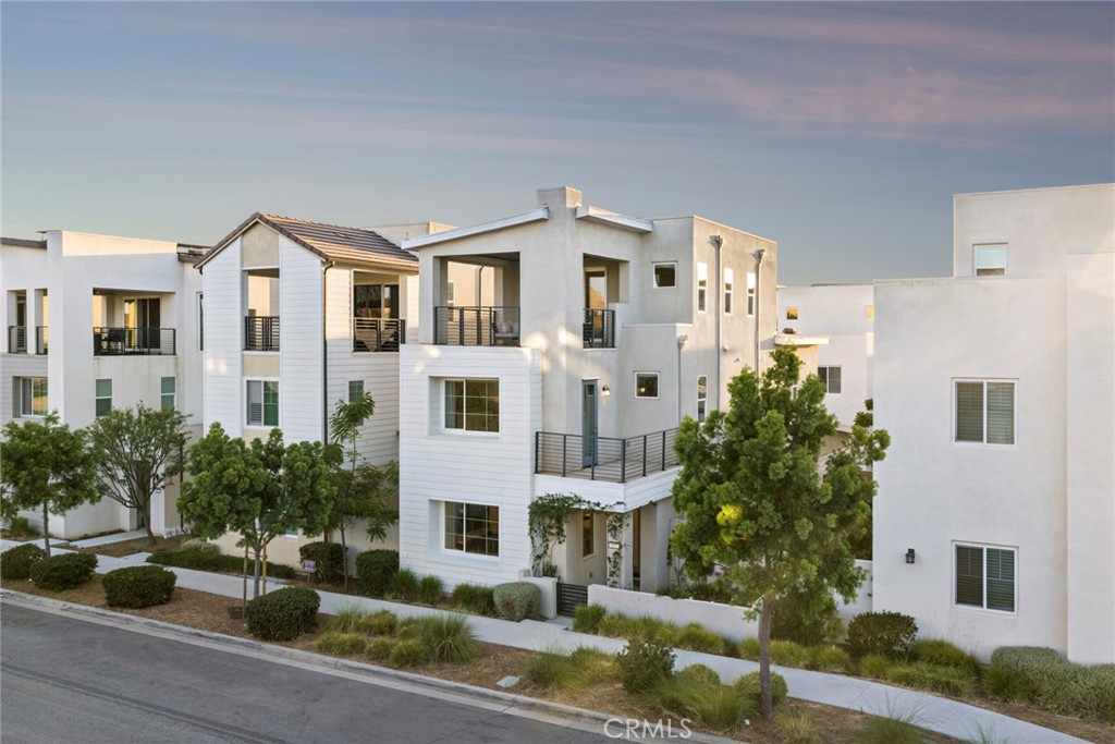 157 Crossover Irvine, CA 92618 - Photo 46 of 72