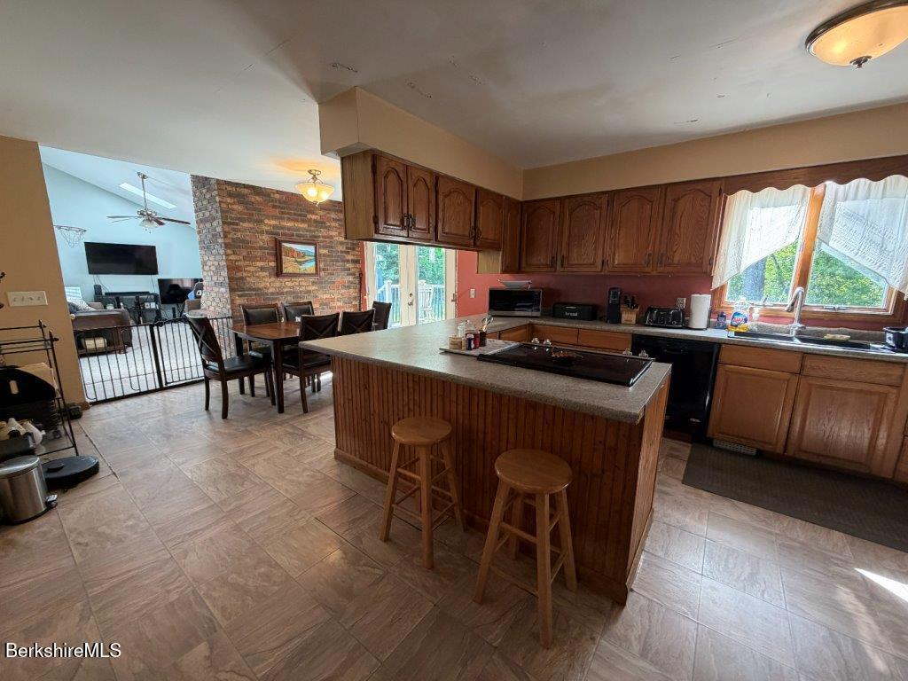 118 Winesap Road Pittsfield, MA 01201 - Photo 3 of 40 20260601_202709198_iOS