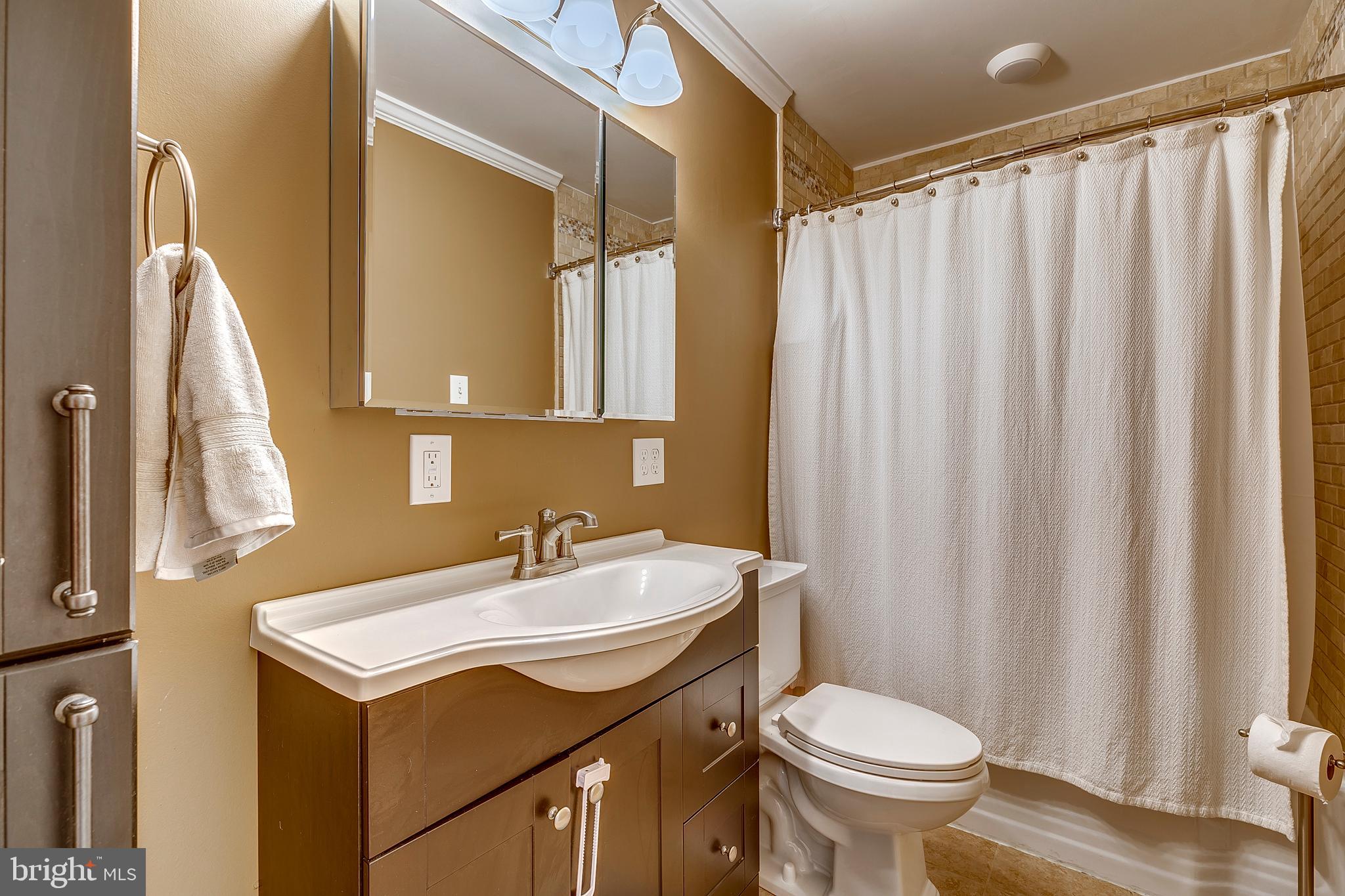 7603 Maple Road Baltimore, MD 21222 - Photo 13 of 33