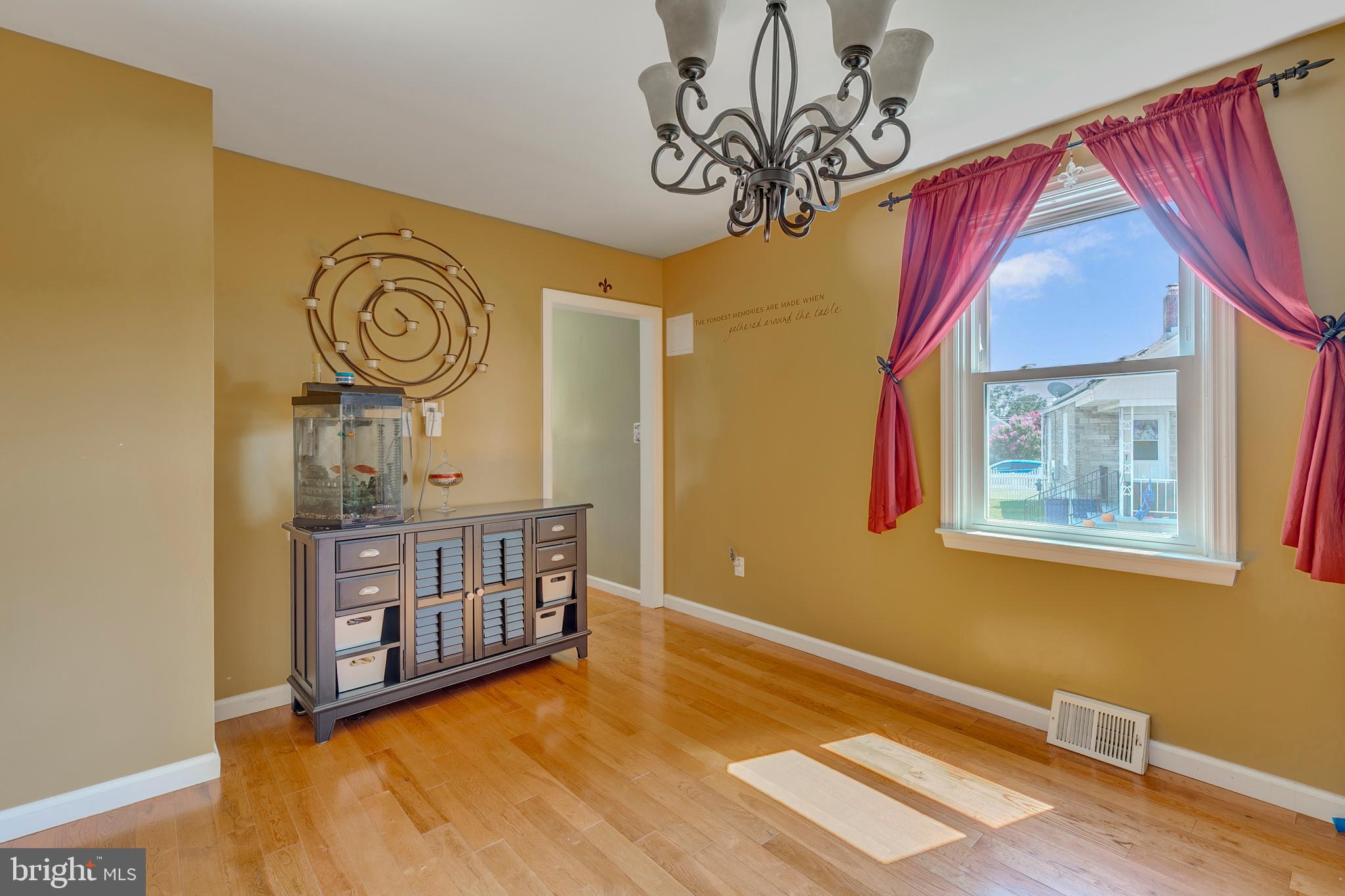 7603 Maple Road Baltimore, MD 21222 - Photo 10 of 33