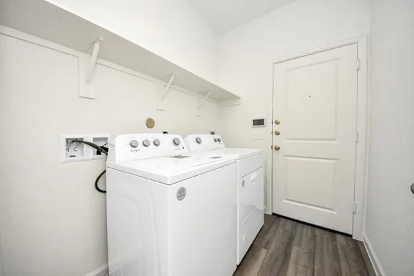 $2,565 | 10304 Malta Trace Drive, Rosharon, TX 77583