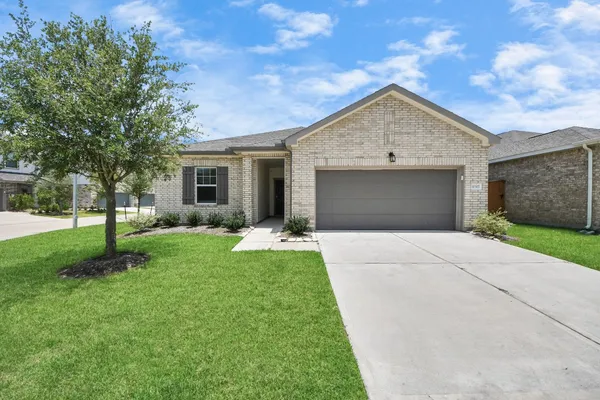 $2,565 | 10304 Malta Trace Drive, Rosharon, TX 77583