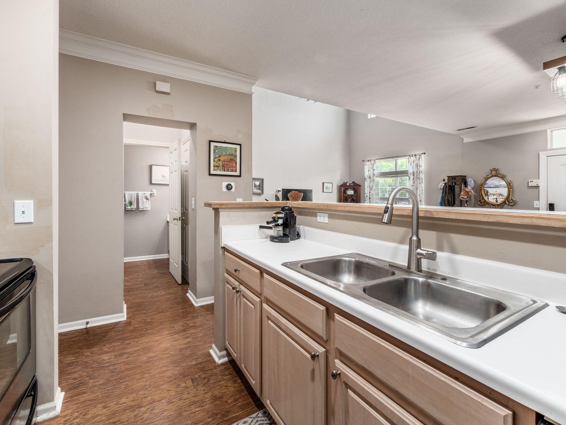6010 Inishmore Lane Dublin, OH 43017 - Photo 15 of 48 Kitchen 3