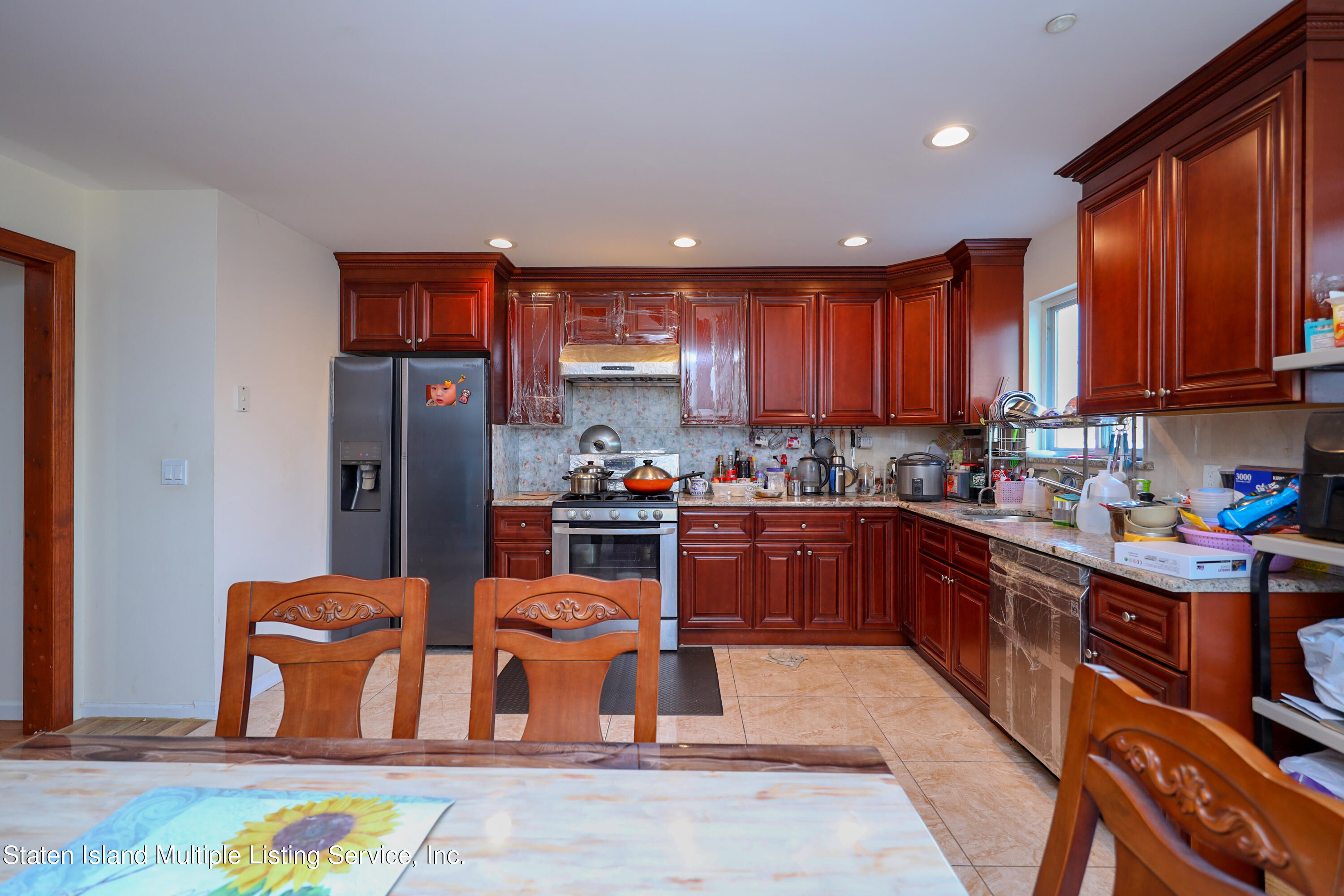 174 Fingerboard Road Staten Island, NY 10305 - Photo 6 of 18 IMG_6019