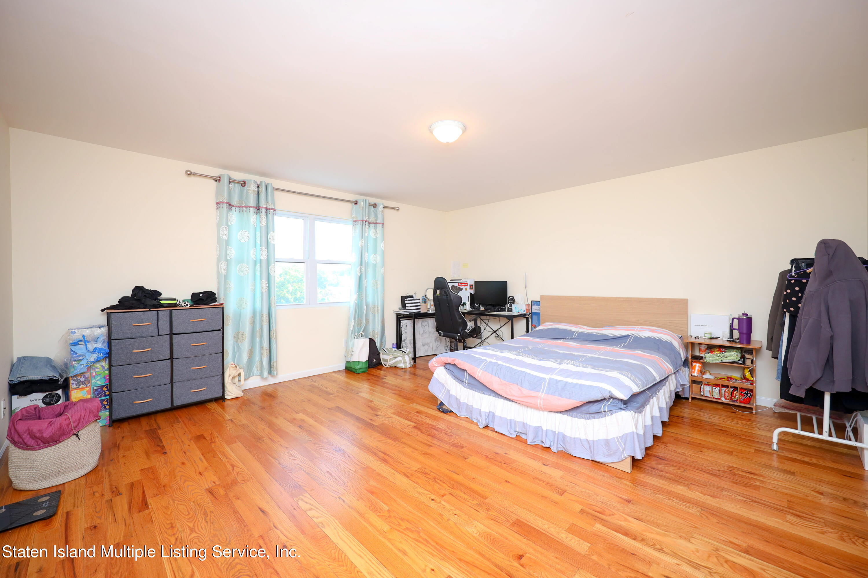 174 Fingerboard Road Staten Island, NY 10305 - Photo 10 of 18 IMG_6013
