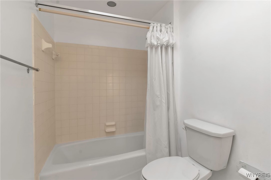 100 Timberlane Drive Amherst, NY 14221 - Photo 24 of 30