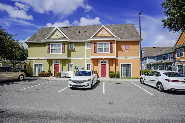 $2,200 | 2270 San Vital Drive, Unit 107, Kissimmee, FL 34741