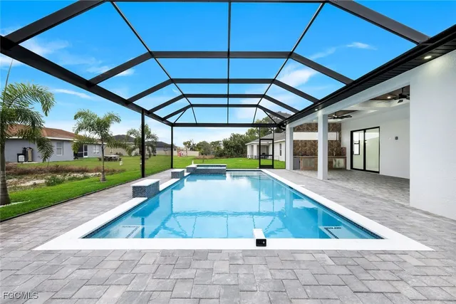 $895,000 | 126 Northwest 25th Street, Cape Coral, FL 33993