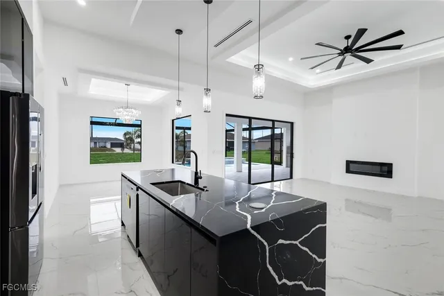 $895,000 | 126 Northwest 25th Street, Cape Coral, FL 33993