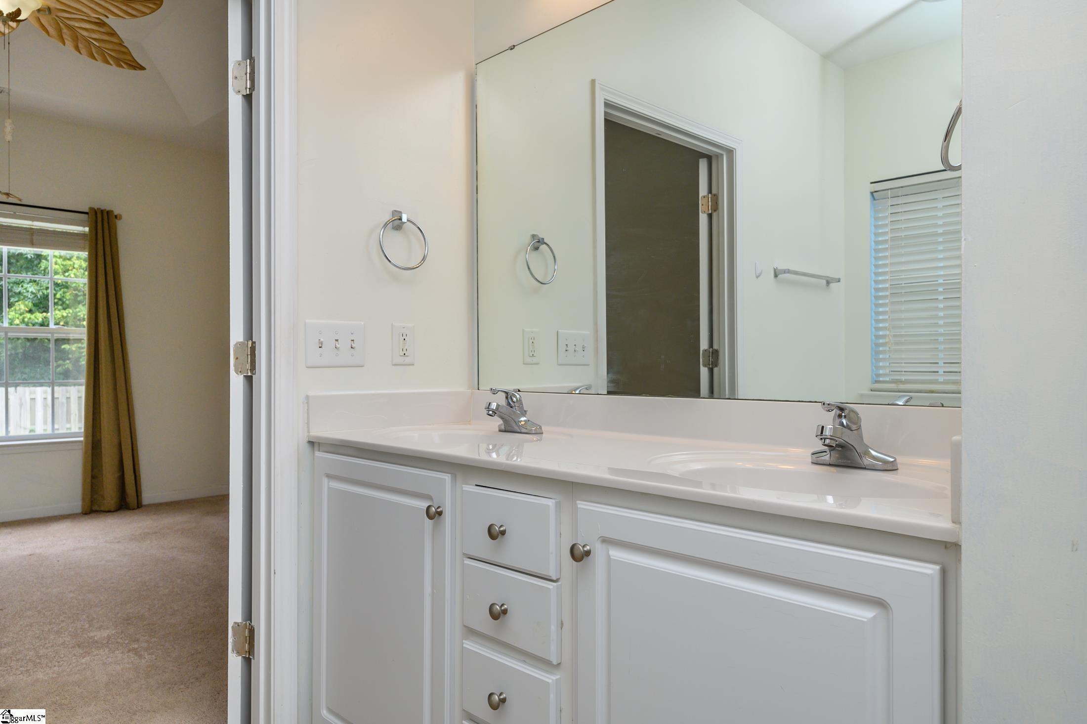 752 Overton Ridge Way Boiling Springs, SC 29316 - Photo 17 of 29 Gallery Image 17