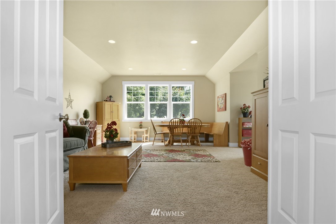 5824 Lemon Road Northeast Olympia, WA 98506 - Photo 27 of 40 Gallery Image 27