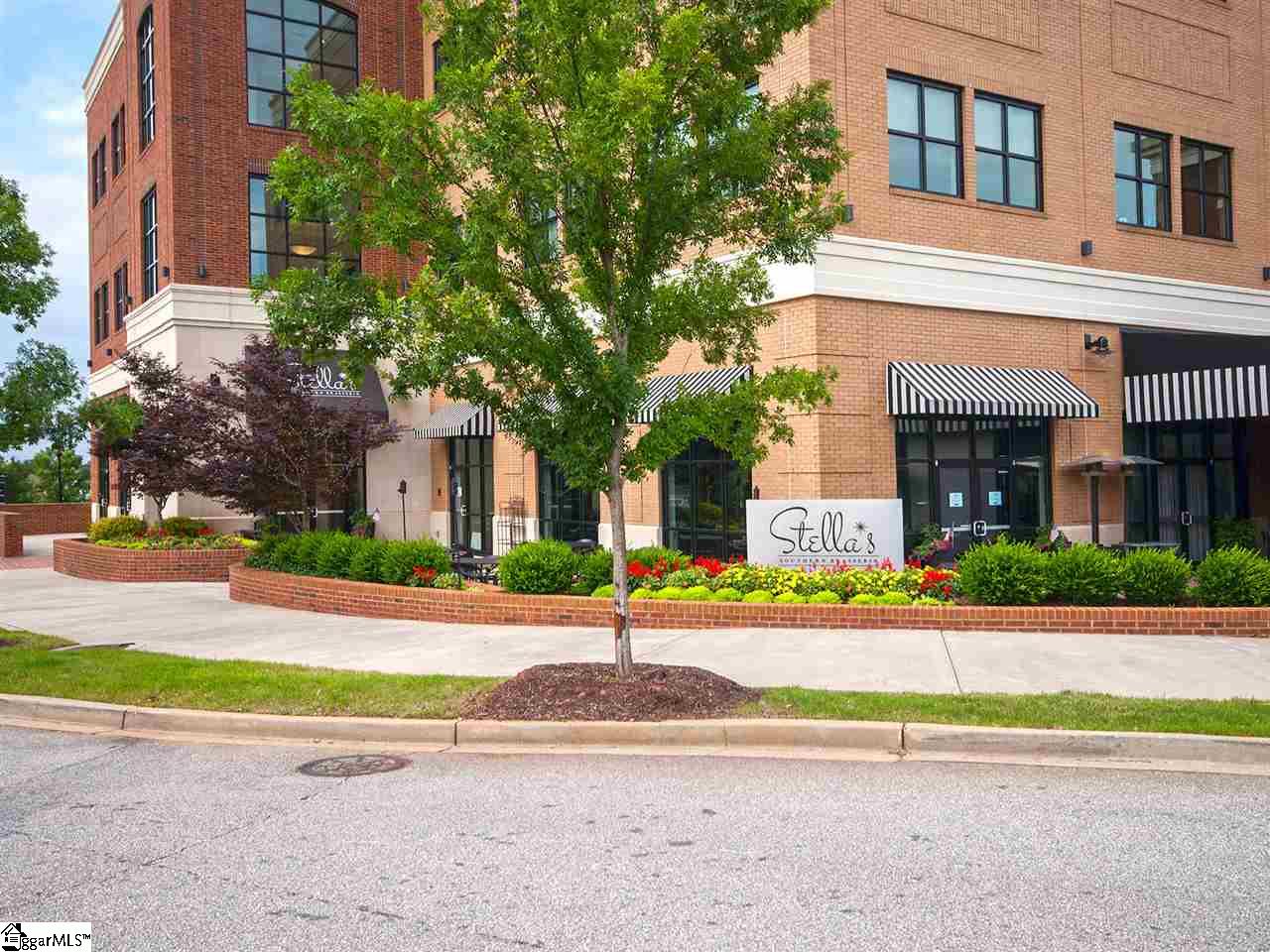 244 Rocky Slope Road Greenville, SC 29607 - Photo 8 of 35 Gallery Image 8