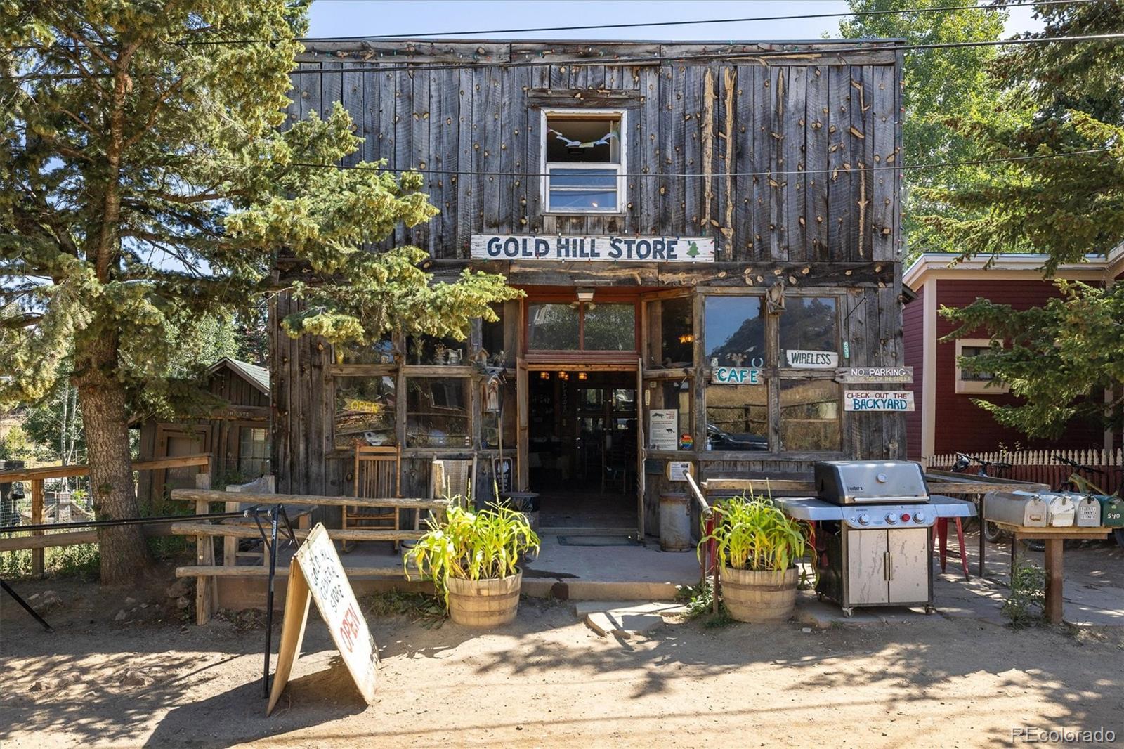 855 Main Street Boulder, CO 80302 - Photo 31 of 41 a front view of a building with sitting area