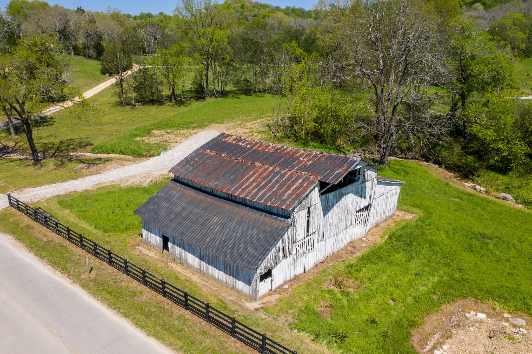 1 Gaskill Branch Road Santa Fe, TN 38482 - Photo 9 of 26 a view of a backyard with a garden
