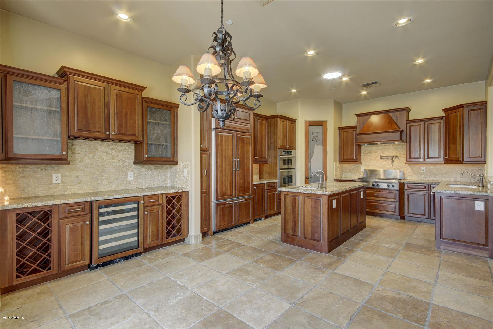 520 East Mineral Road Phoenix, AZ 85042 - Photo 16 of 56 Kitchen 4