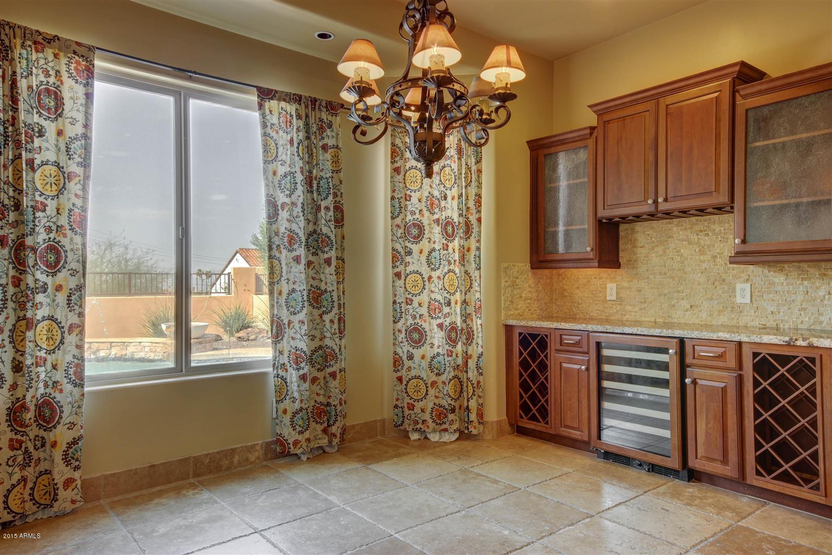 520 East Mineral Road Phoenix, AZ 85042 - Photo 20 of 56 Dining area