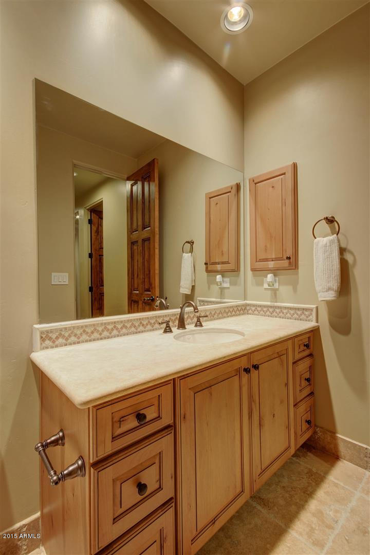 520 East Mineral Road Phoenix, AZ 85042 - Photo 38 of 56 Downstairs bath