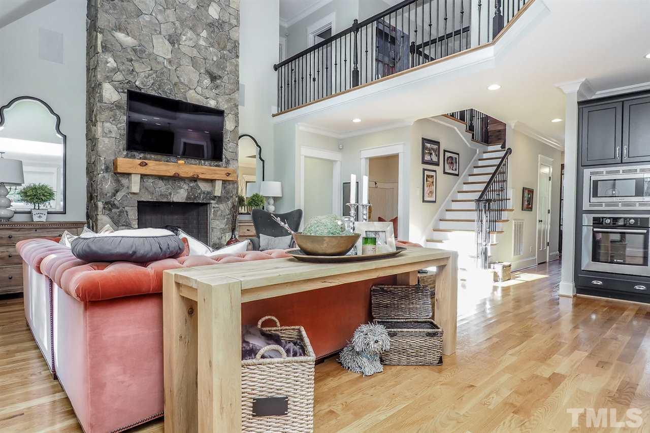2210 Anderson Drive Raleigh, NC 27608 - Photo 7 of 23