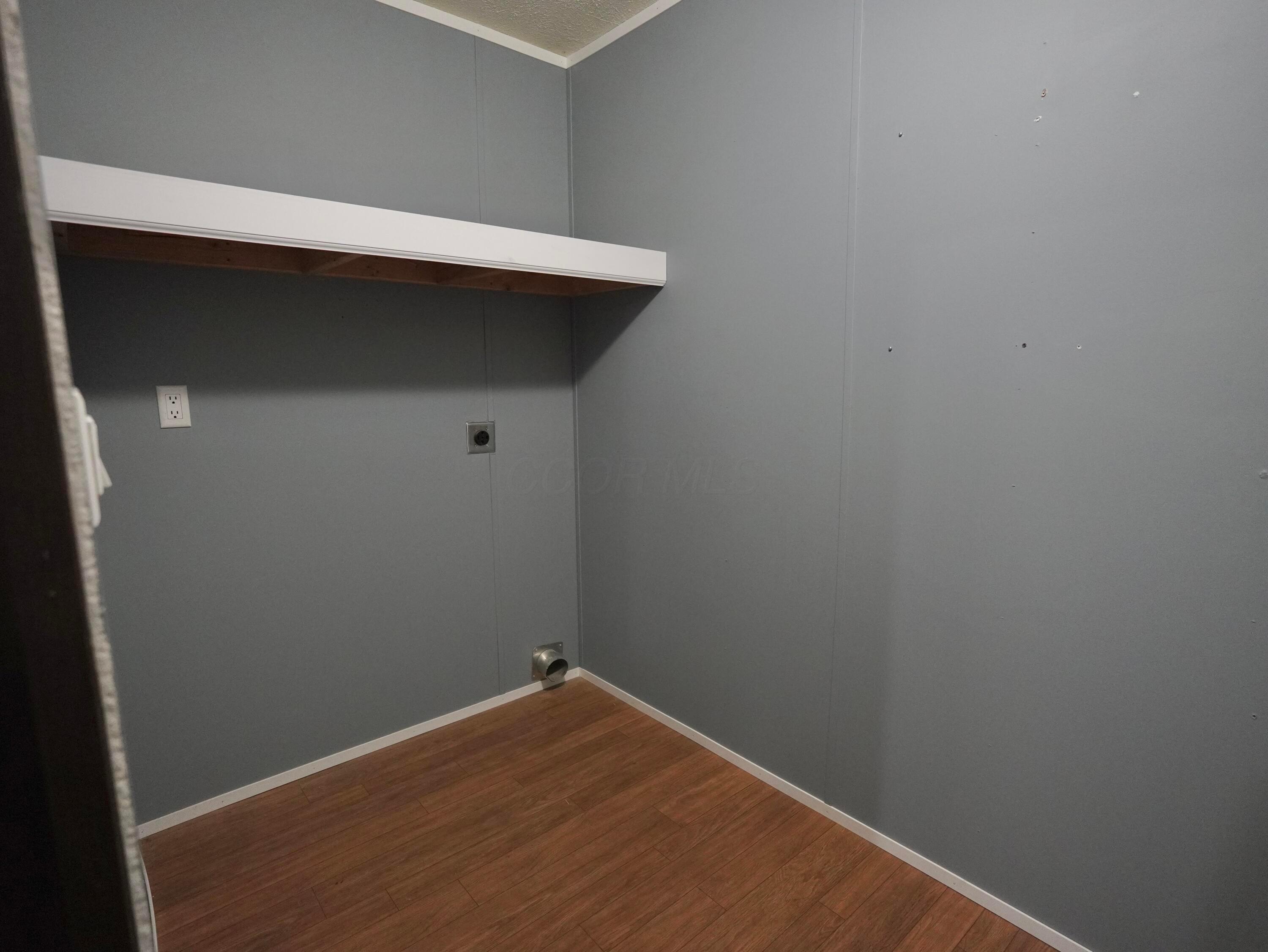 8565 Smith-Calhoun Road, Unit 128 Plain City, OH 43064 - Photo 8 of 22 Laundry Room