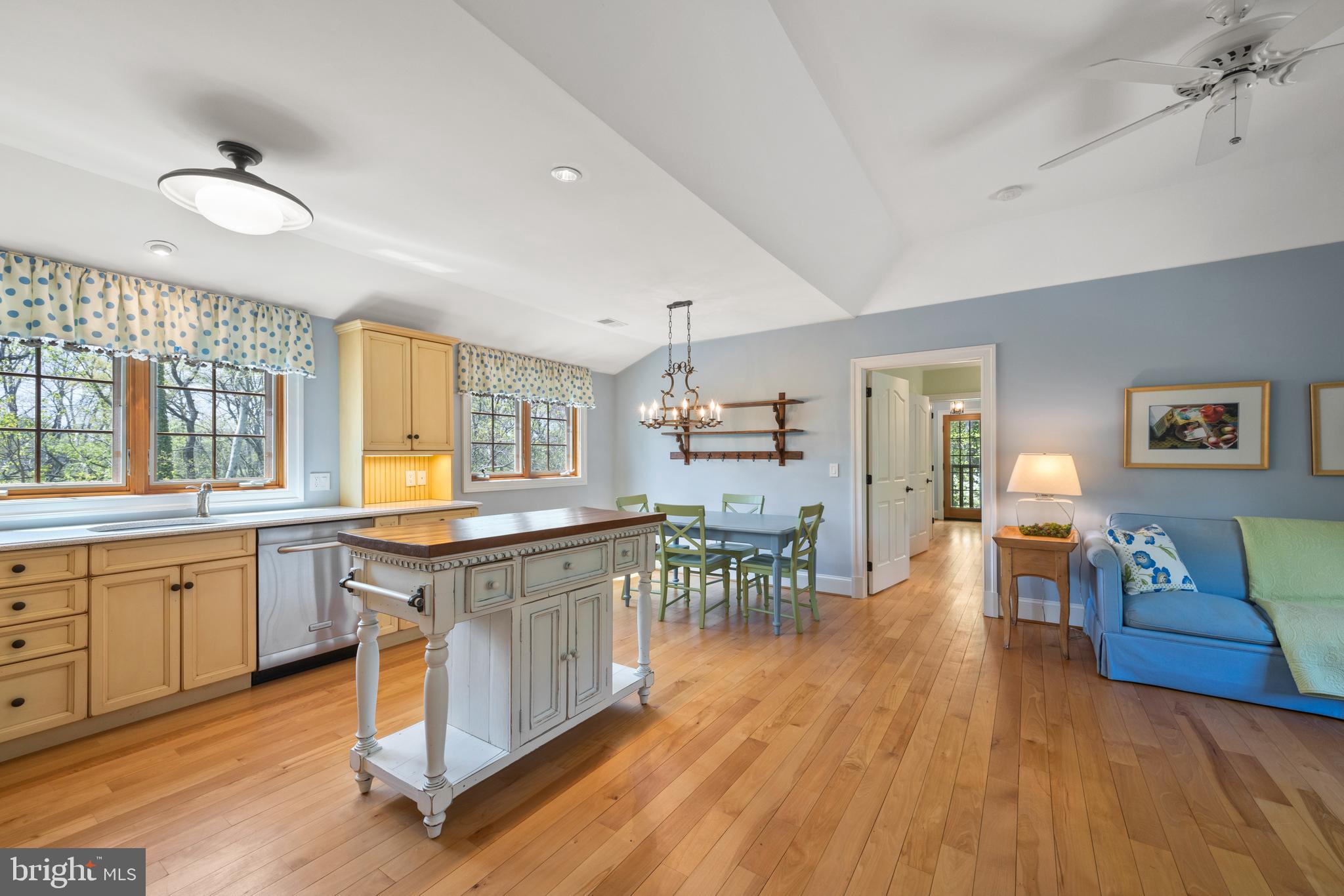 1151 Cumberstone Road Harwood, MD 20776 - Photo 25 of 37 Guest wing Kitchen/Living Room