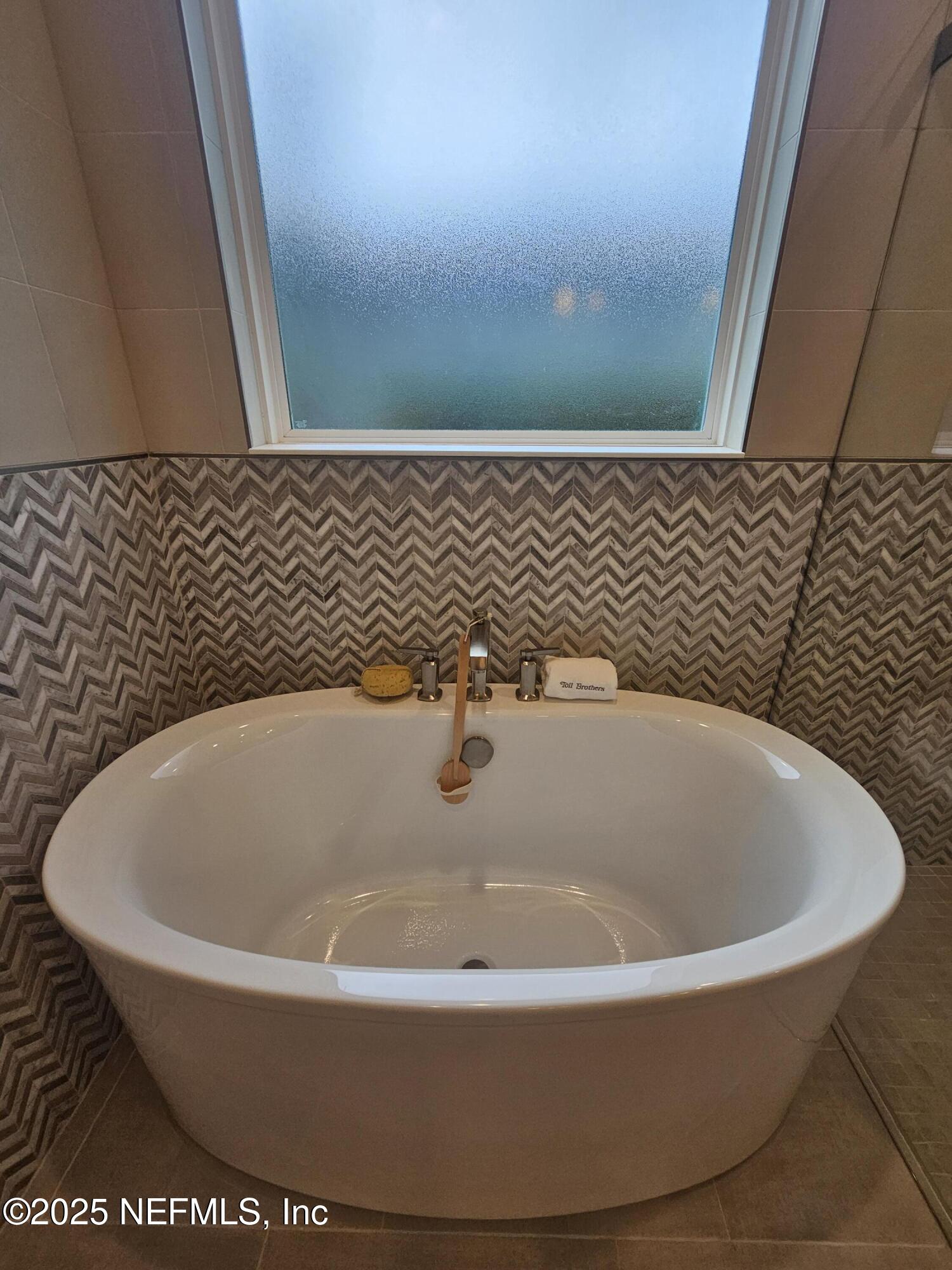 119 Bridgeton Street St. Johns, FL 32259 - Photo 12 of 50 Primary Bathroom