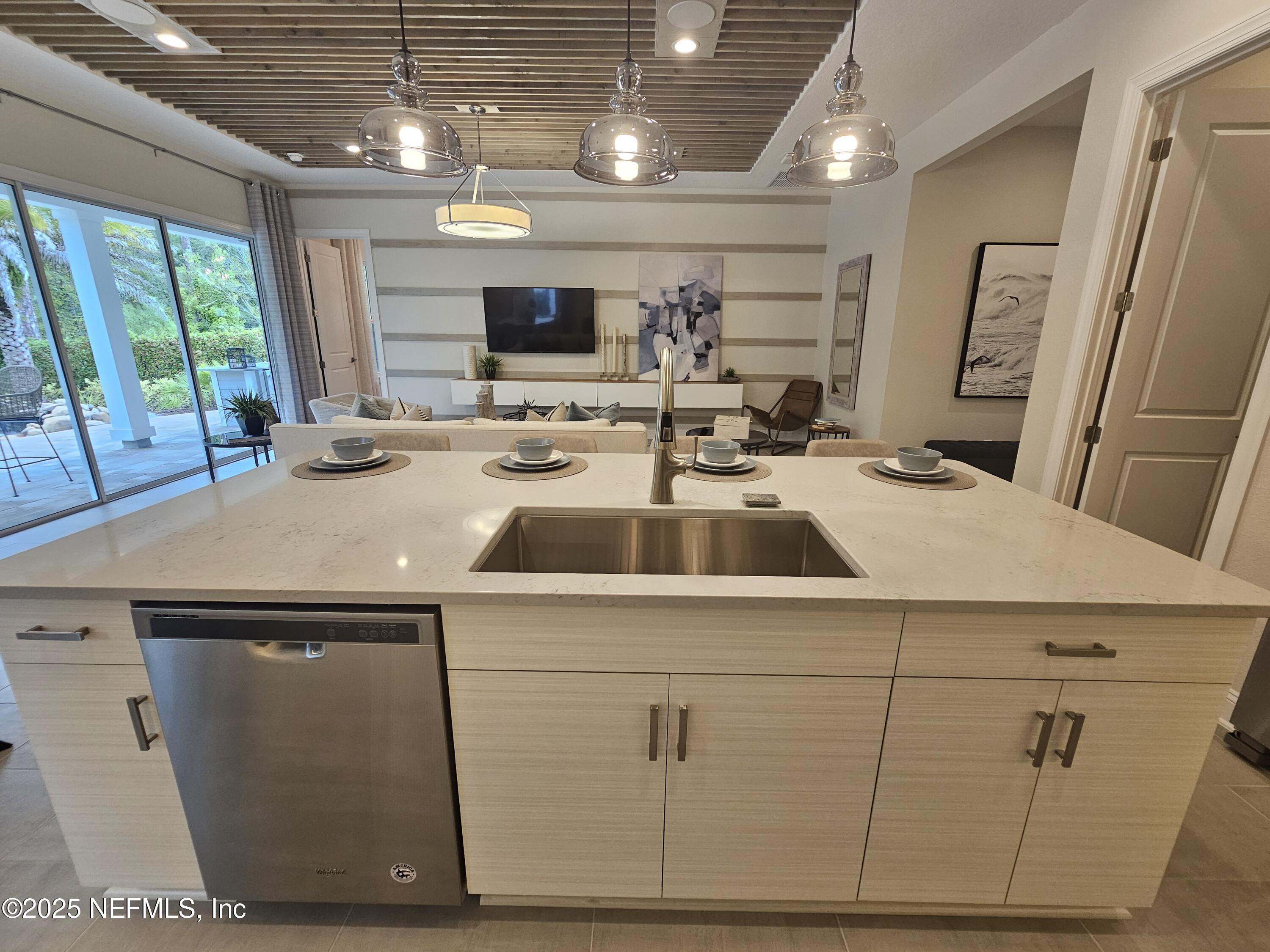 119 Bridgeton Street St. Johns, FL 32259 - Photo 5 of 50 Kitchen Island