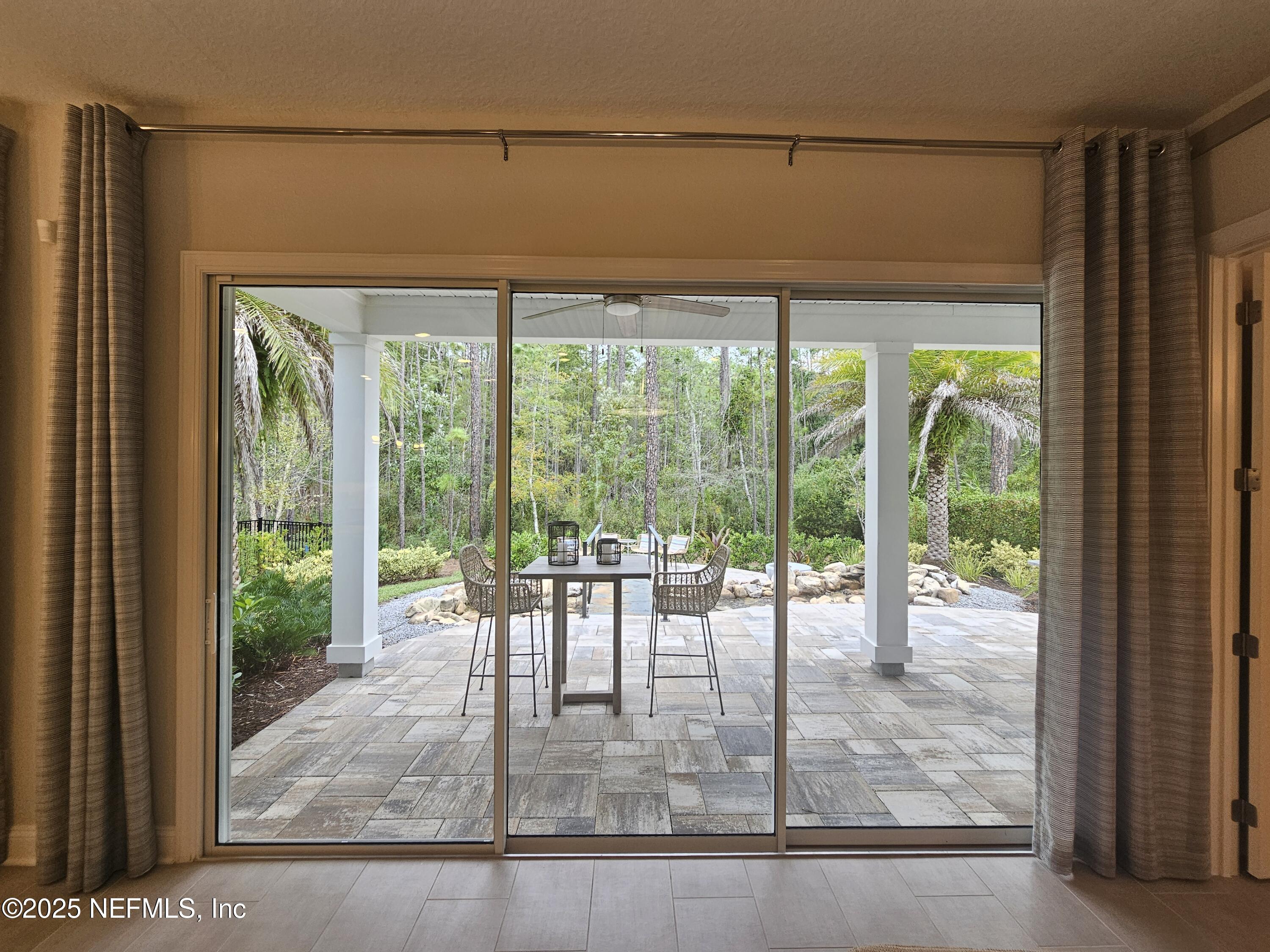 119 Bridgeton Street St. Johns, FL 32259 - Photo 8 of 50 Stacking Doors to Lanai