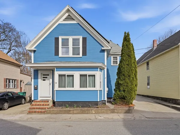 $439,900 | 28 Court Street, Lowell, MA 01852