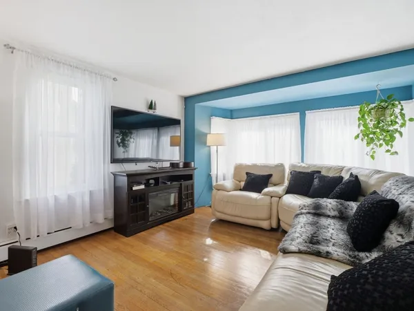 $439,900 | 28 Court Street, Lowell, MA 01852