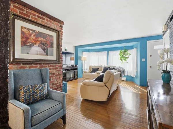 $439,900 | 28 Court Street, Lowell, MA 01852