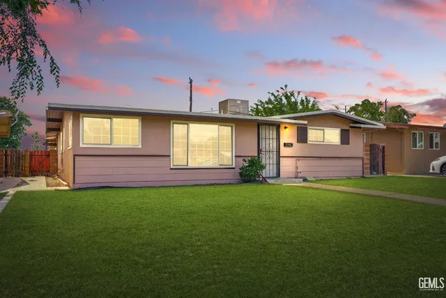 $325,900 | Undisclosed Address, Bakersfield, CA 93305