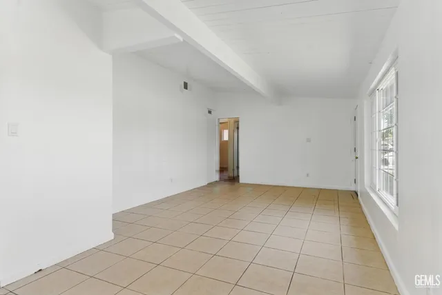 $325,900 | Undisclosed Address, Bakersfield, CA 93305