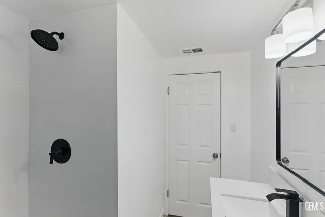 $325,900 | Undisclosed Address, Bakersfield, CA 93305